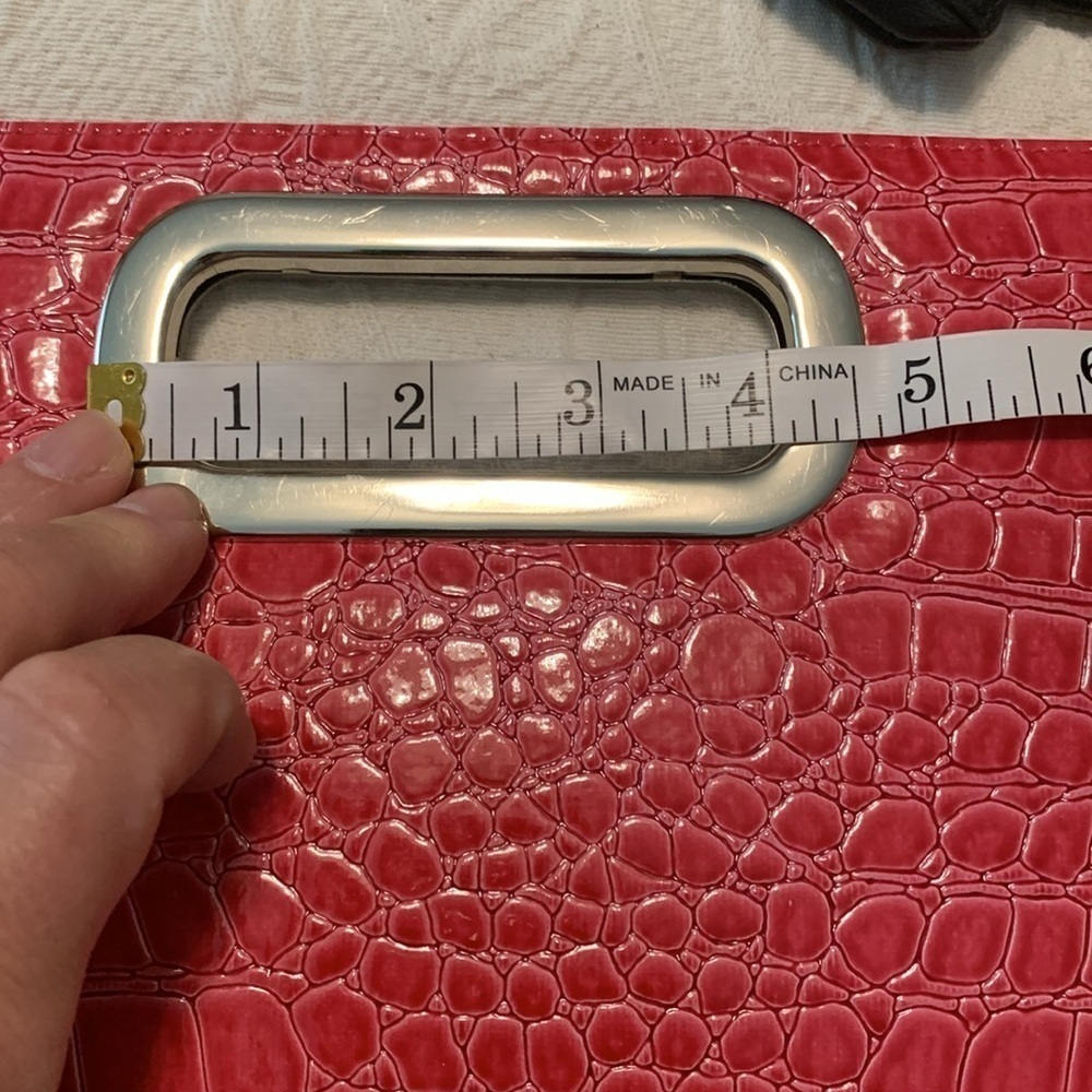 Pink Clutch - Picture 5 of 7